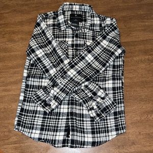 Medium Shouthouse Black/White Flannel Plaid Button Down